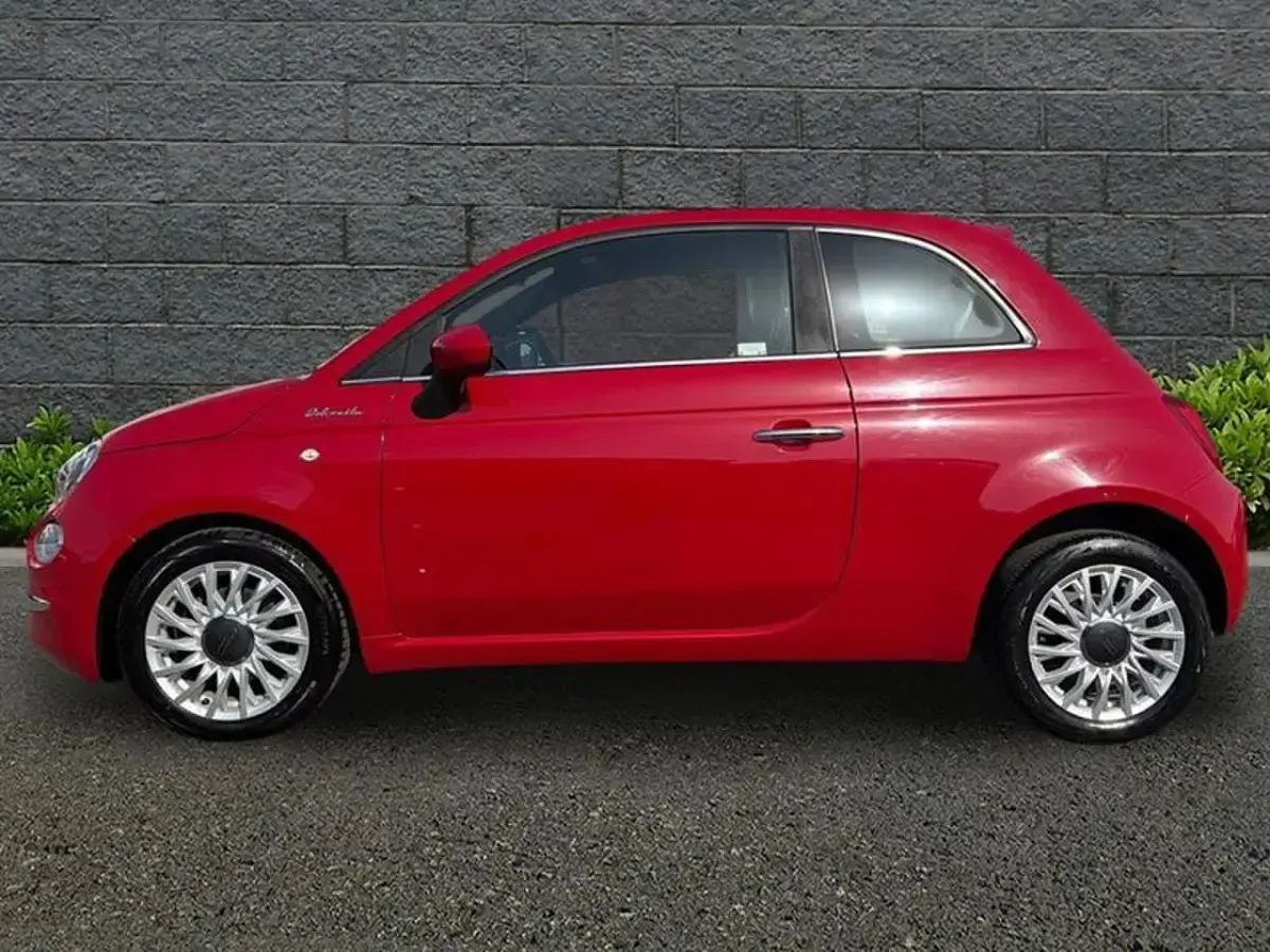 Used Fiat 500 Dolcevita 70 HP (51 kW) 2021 Red Hatchback