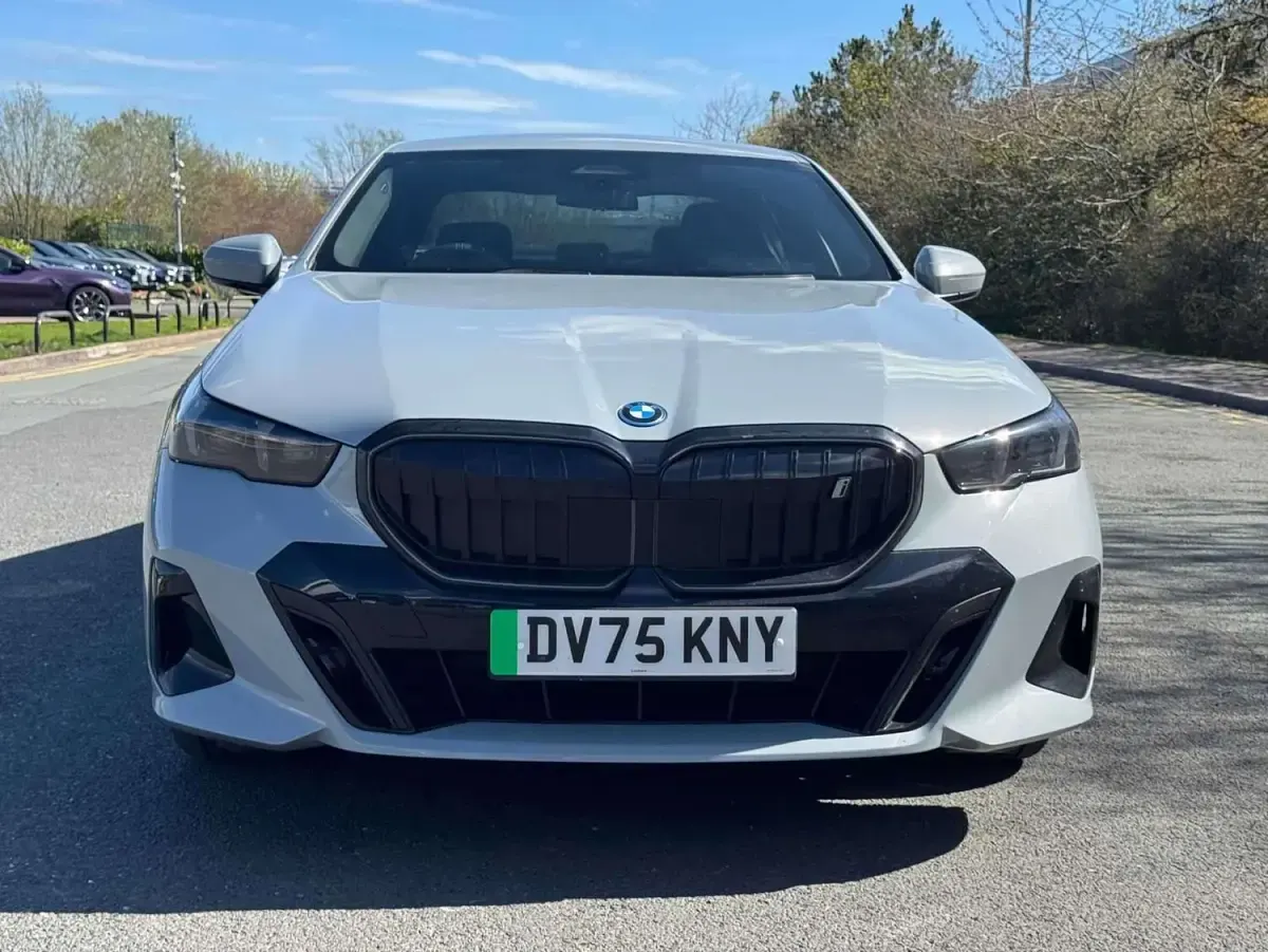 Used BMW i5 M Sport 250 kW (340 HP) 2025 Grey Sedan