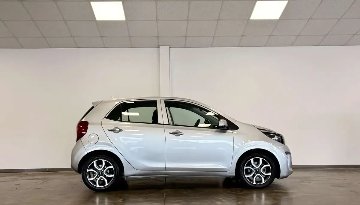 Used Kia Picanto 2023 Silver Hatchback