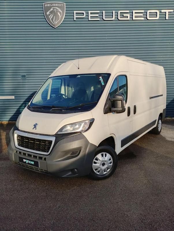 Used Peugeot Boxer 128 HP (94 kW) 2017 White Van