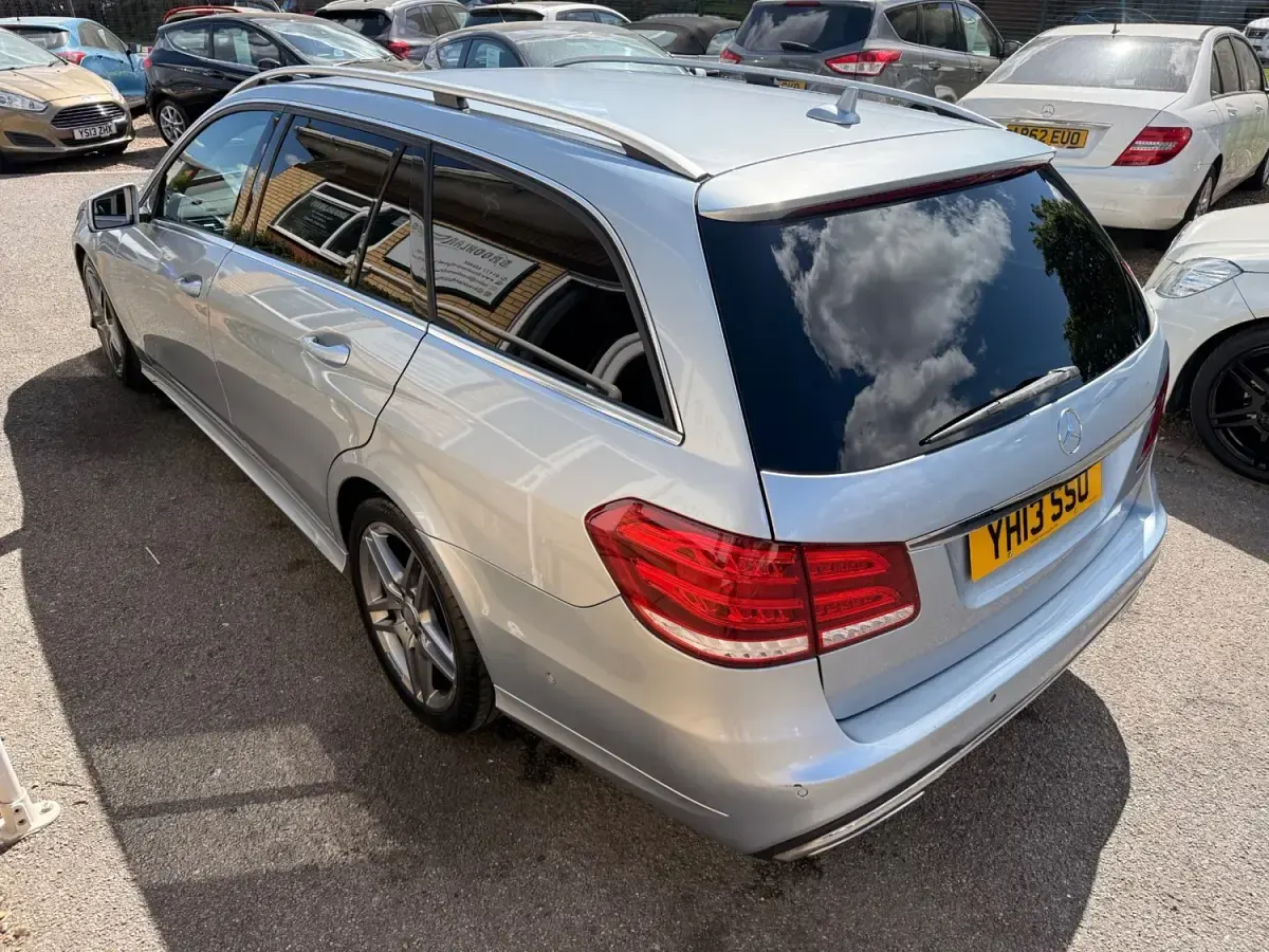 Usado Mercedes E350 AMG 250 HP (183 kW) 2013 Prateado Carrinha
