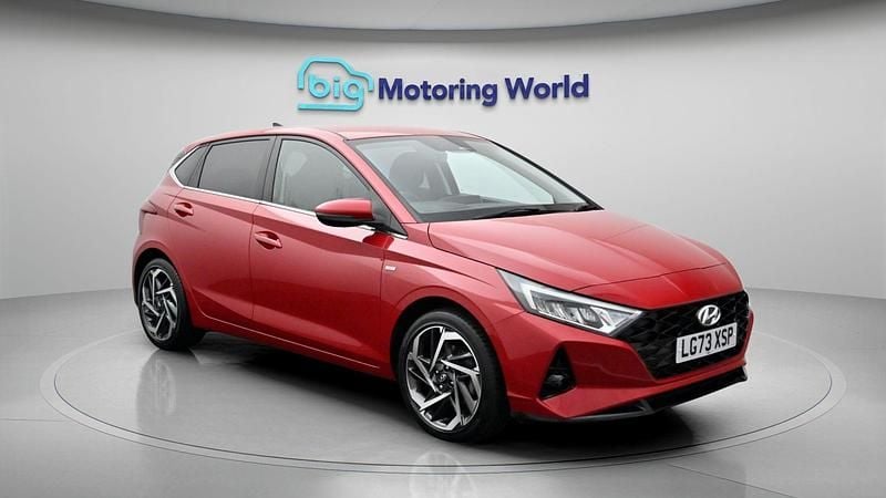 Begagnad Hyundai i20 Premium 101 HK (74 kW) 2023 Halvkombi