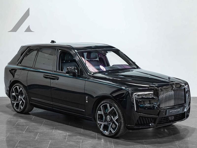 Used Rolls Royce Cullinan 571 HP (419 kW) 2024 Black SUV