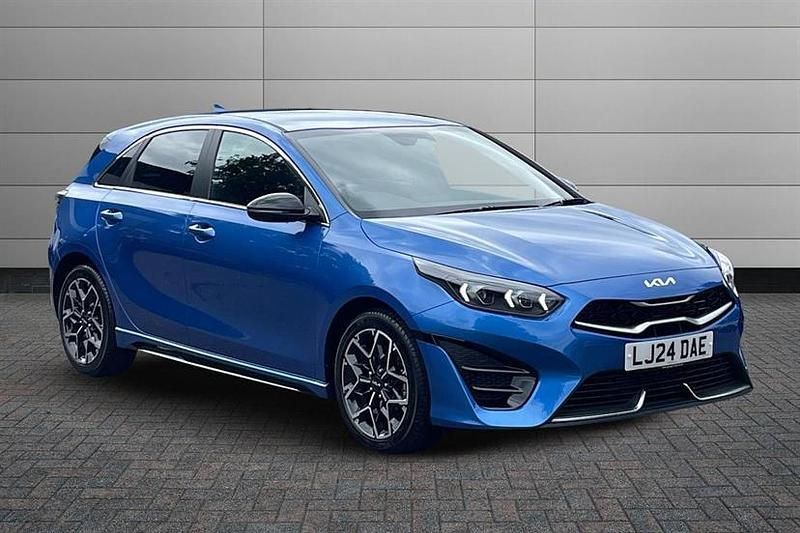 Blue flame Used 2024 Kia Ceed 2 Hatchback | £19,495 (Expensive) - Image 1/2
