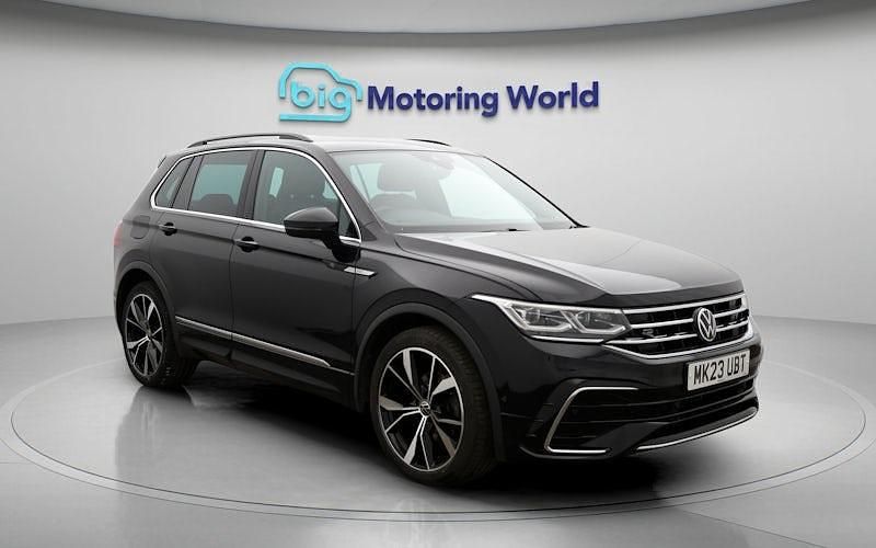 Used VW Tiguan R-line 150 HP (110 kW) 2023 Black SUV
