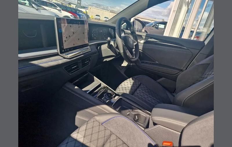 Used VW Tayron R-line 148 HP (108 kW) 2025 White SUV