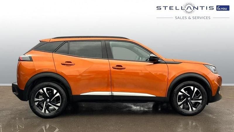Used Peugeot 2008 Allure+ 129 HP (94 kW) 2023 Orange SUV