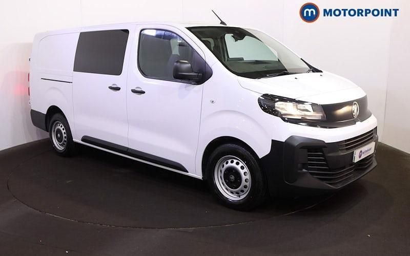 New 2025 Vauxhall Vivaro Van | £28,319 (Expensive) - Image 1/4
