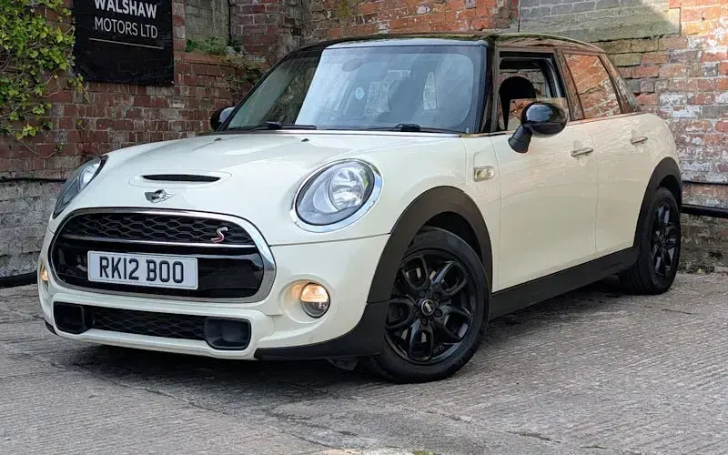 Used Mini Cooper S Hatch 170 HP (125 kW) 2017 Hatchback
