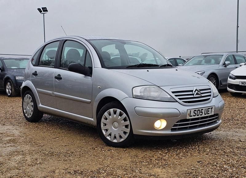 Silver Used 2005 Citroën C3 Hatchback | £3,481 (A bit pricey) - Image 1/4