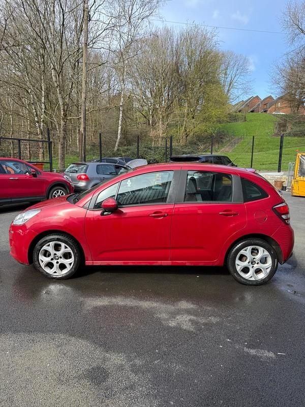 Used Citroën C3 PureTech 2016 Red Hatchback