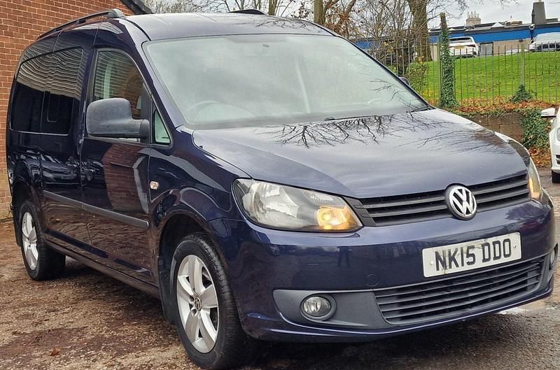 Blue Used 2015 VW Caddy Maxi Life Life MPV | £7,970 (A bit pricey) - Image 1/4