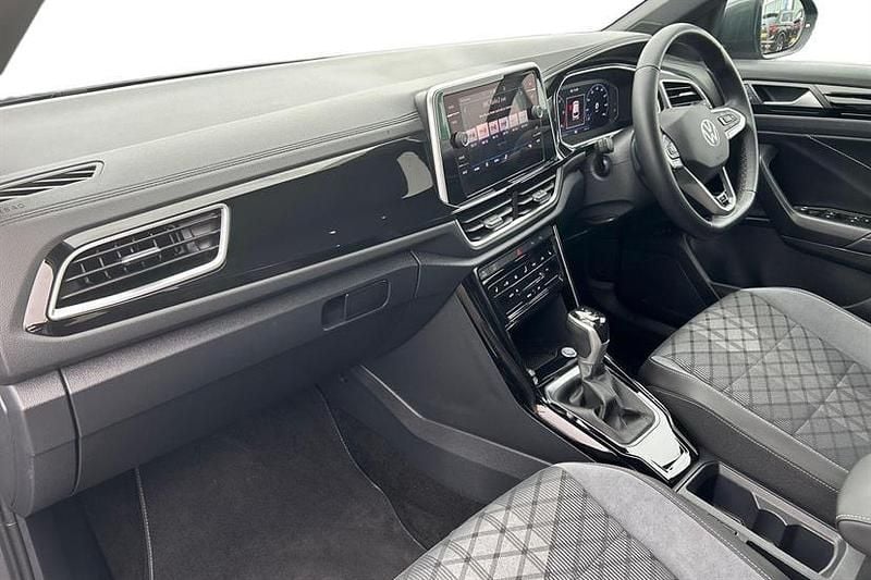 Used VW T-Roc R-line 150 HP (110 kW) 2024 Indium grey SUV