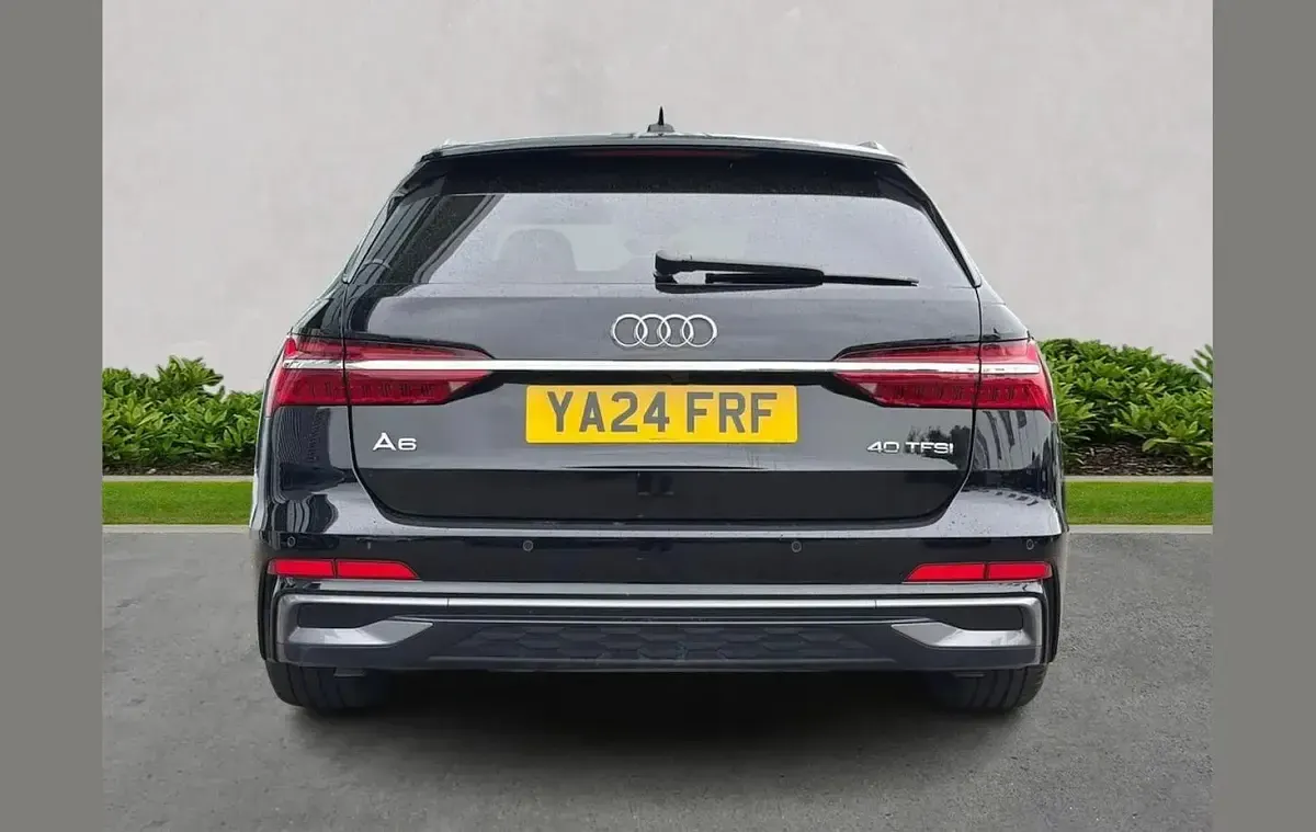 Used Audi A6 S-Line 200 HP (147 kW) 2024 Black Estate