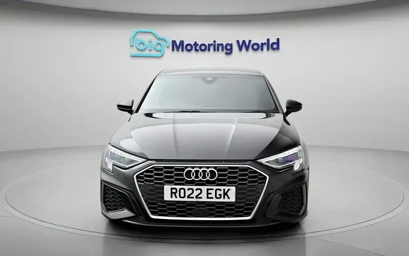 Używany Audi A3 S-Line 150 KM (110 kW) 2024 Sedan/Limuzyna
