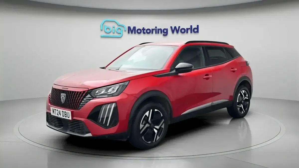 Used Peugeot 2008 Allure 130 HP (95 kW) 2024 Red SUV