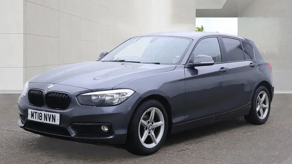 Used BMW 118 2018 Grey Hatchback