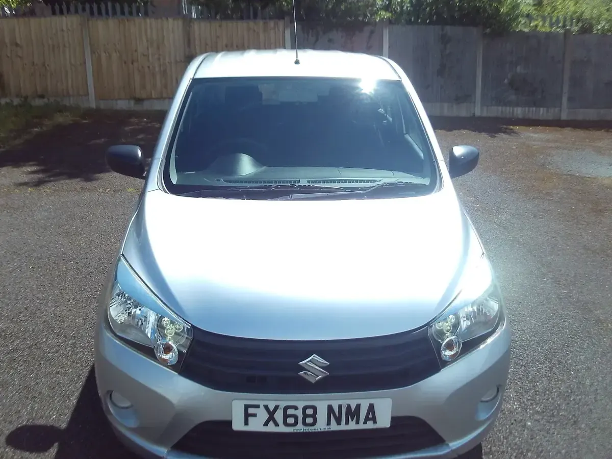 Used Suzuki Celerio SZ3 68 HP (50 kW) 2018 Silver Hatchback
