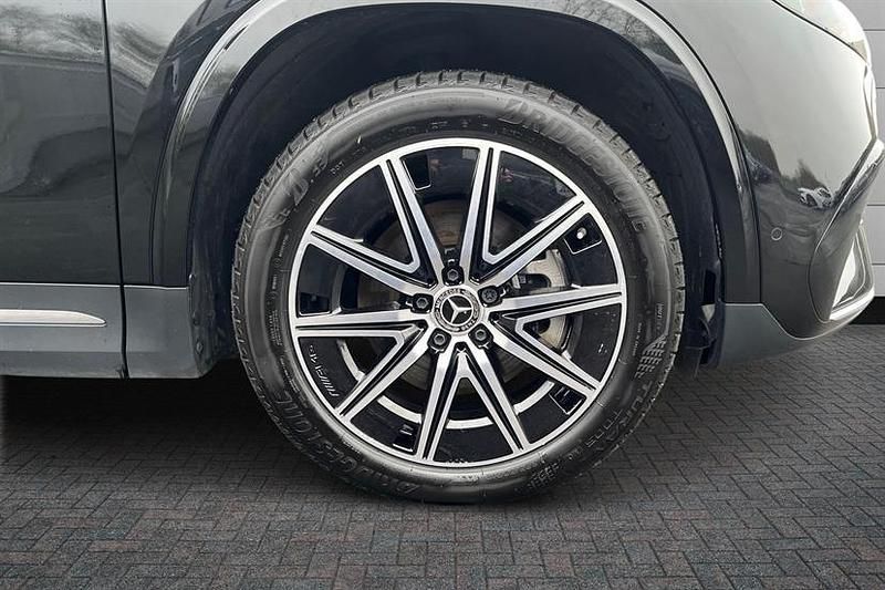 Used Mercedes EQA250+ Executive 139 kW (190 HP) 2024 Cosmos black SUV
