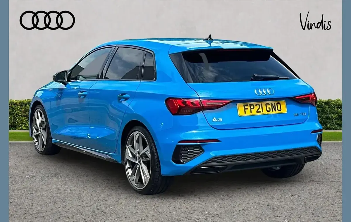 Used Audi A3 Comfort 147 HP (108 kW) 2021 Blue Sedan