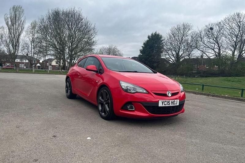 Used Vauxhall Astra GTC Edition 140 HP (102 kW) 2015 Coupe