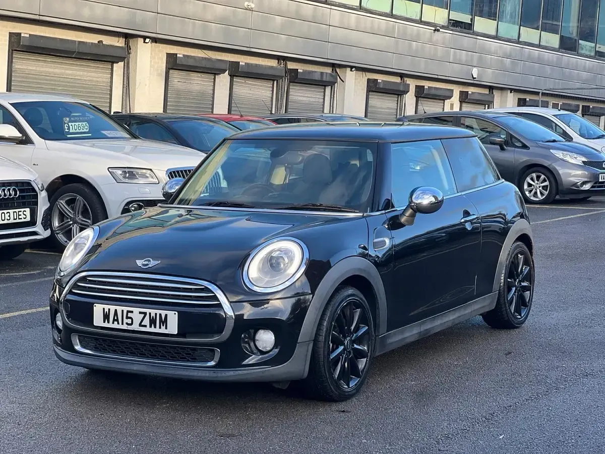 Used Mini Cooper D Hatch 2015 Black Hatchback