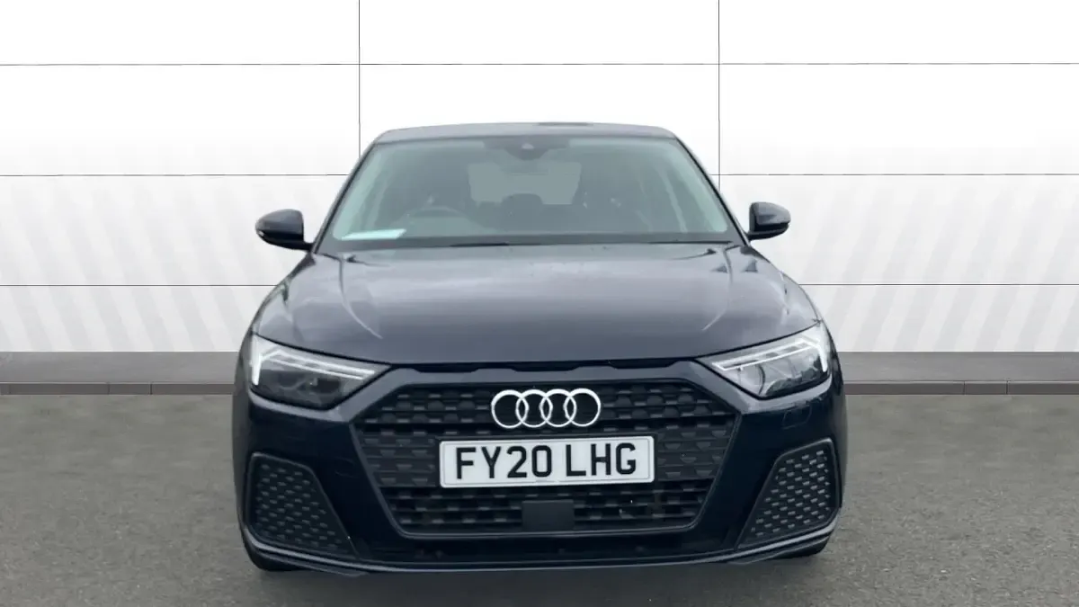 Used Audi A1 Performance 95 HP (69 kW) 2020 Blue SUV