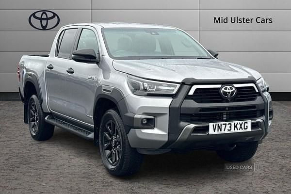 Used Toyota HiLux 201 HP (147 kW) 2023 Silver Pickup