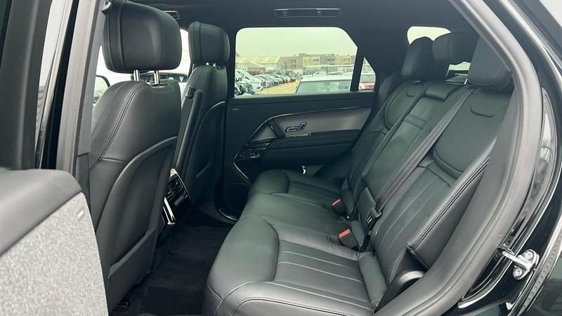 New Land Rover Range Rover Sport 460 HP (338 kW) 2025 Santorini black SUV