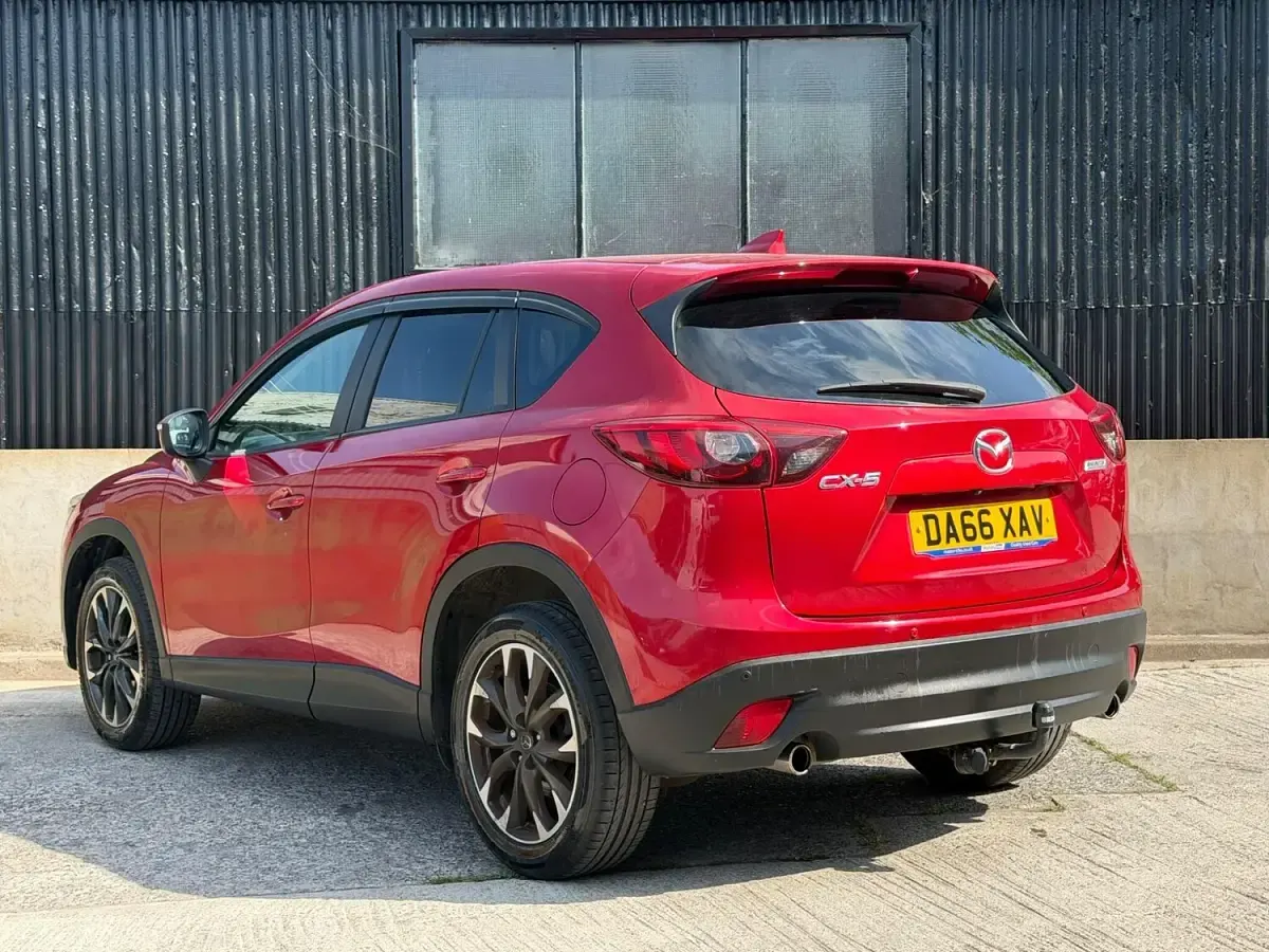 Used Mazda CX-5 Inclusive 150 HP (110 kW) 2016 Red SUV