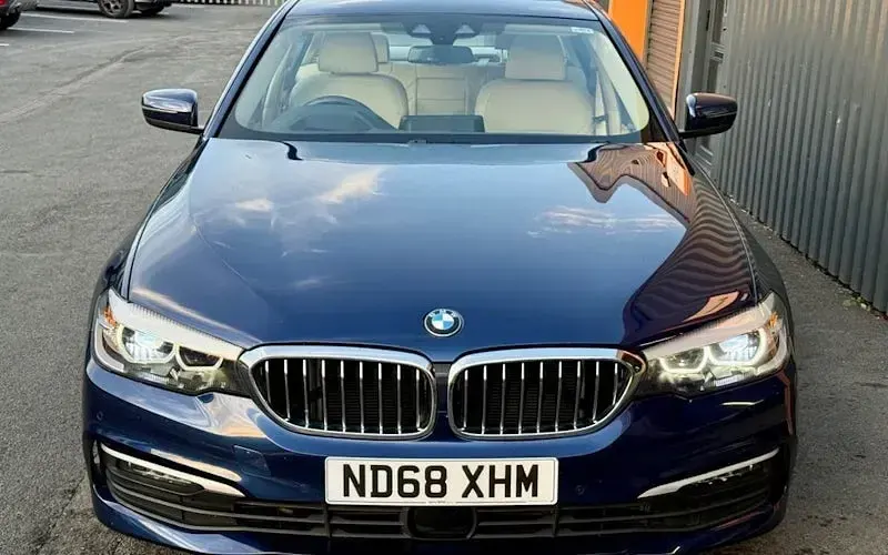 Used BMW 520 190 HP (139 kW) 2018 Blue Sedan