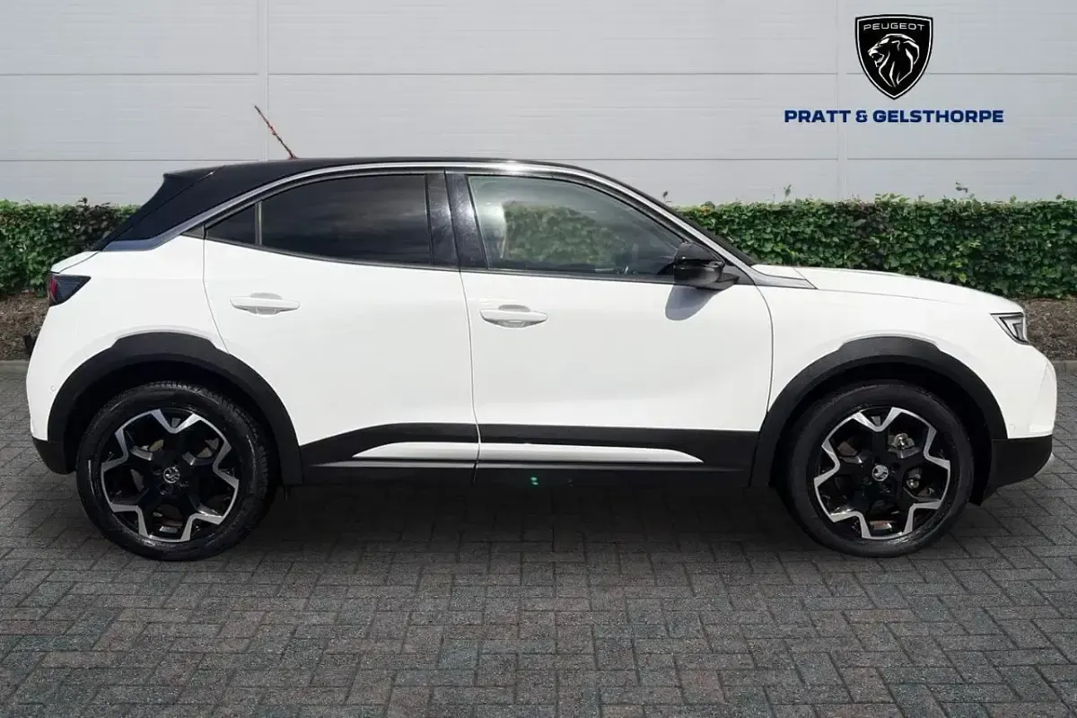 Used Vauxhall Mokka Ultimate 98 kW (134 HP) 2022 White SUV