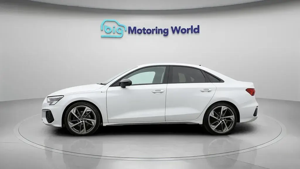Begagnad Audi A3 S-Line 150 HK (110 kW) 2021 Vit Sedan