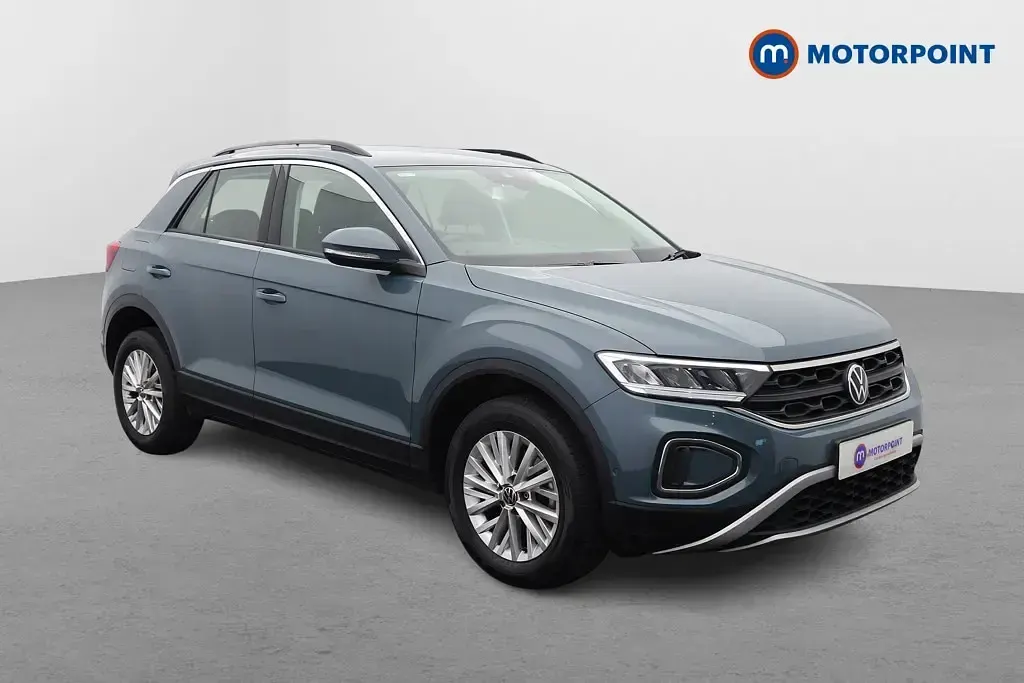 Used VW T-Roc Life 110 HP (80 kW) 2023 SUV