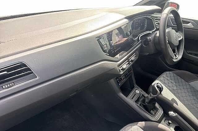 Used VW Polo R-line 95 HP (69 kW) 2024 Black Hatchback