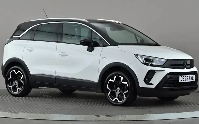 Begagnad Vauxhall Crossland Ultimate 110 HK (80 kW) 2023 SUV