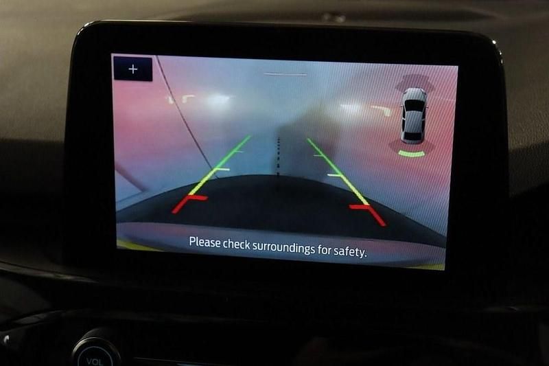 Used Ford Kuga ST-Line 225 HP (165 kW) 2023 Silver SUV