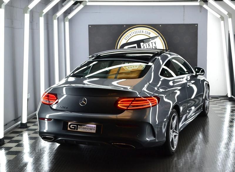 Used Mercedes C220 AMG Line Premium Plus 170 HP (125 kW) 2018 Grey Coupe