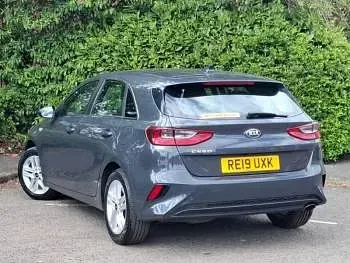 Used Kia Ceed 114 HP (83 kW) 2019 Grey Hatchback