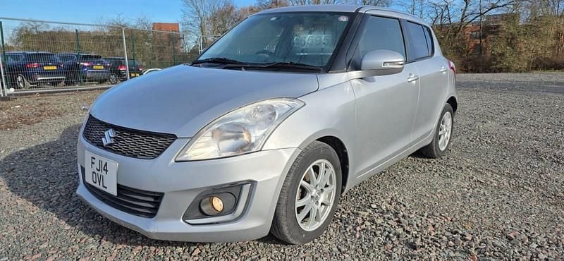 Used Suzuki Swift 94 HP (69 kW) 2015 Silver Hatchback