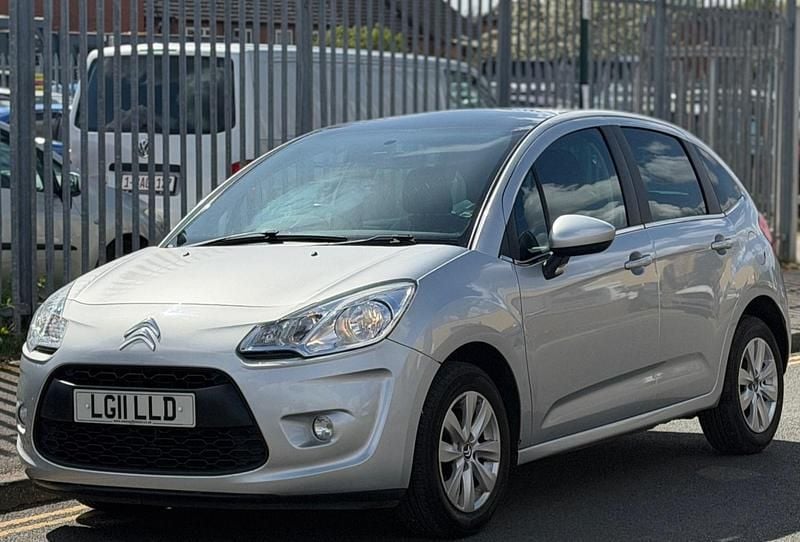 Used Citroën C3 VTR Sport 75 HP (55 kW) 2011 Silver Hatchback