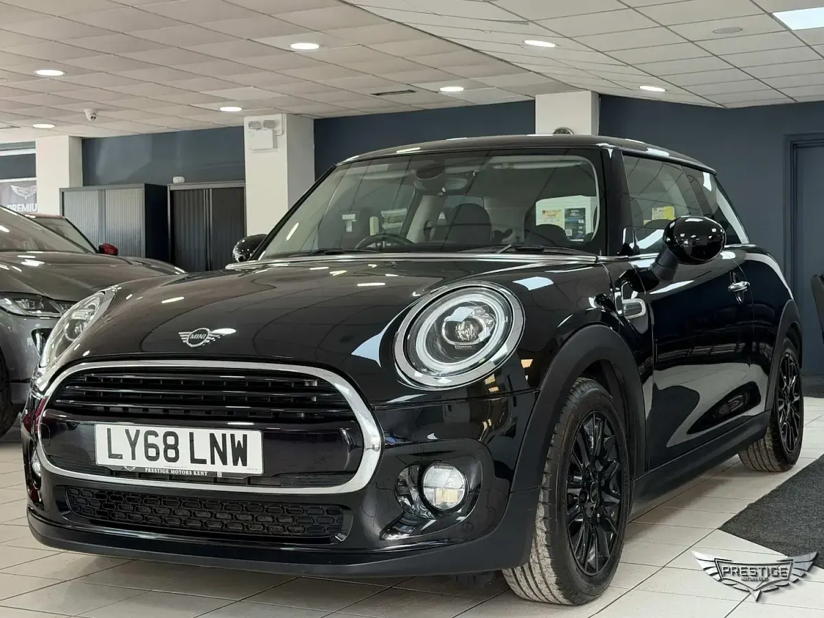 Used Mini Cooper Hatch 136 HP (100 kW) 2018 Hatchback