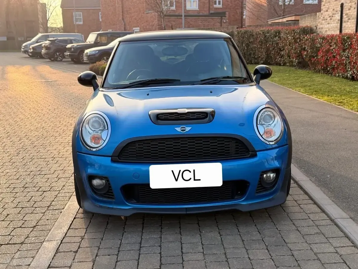 Gebraucht Mini Cooper S Hatch 184 PS (135 kW) 2010 Blau Kleinwagen