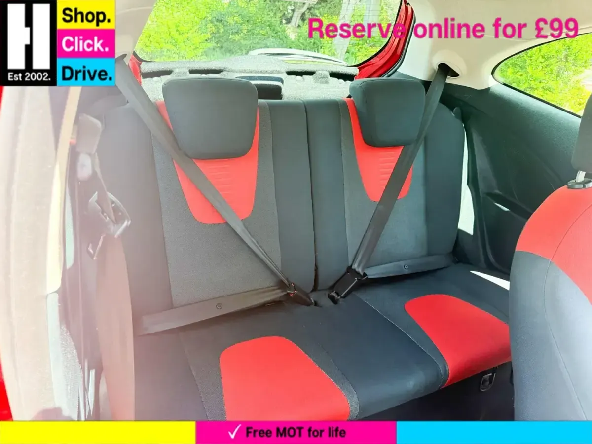 Gebraucht Ford Ka Zetec 69 PS (50 kW) 2015 Rot Kleinwagen