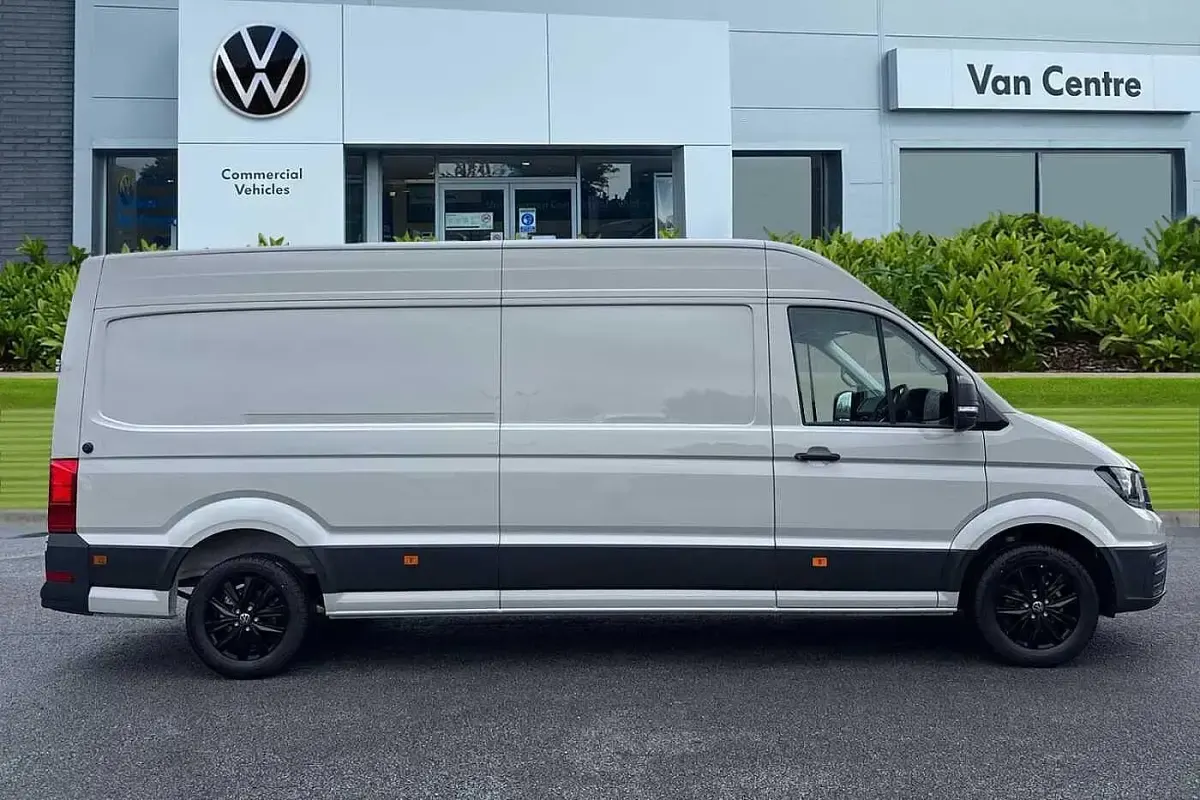 New VW Crafter 140 HP (102 kW) 2026 Grey Van