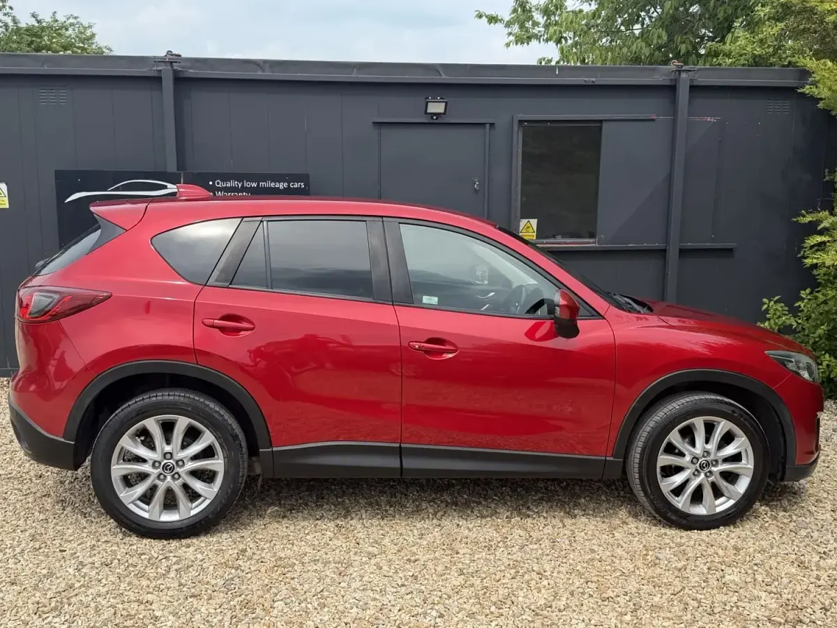 Second-hand Mazda CX-5 Inclusive 150 CP (110 kW) 2015 Roșu SUV