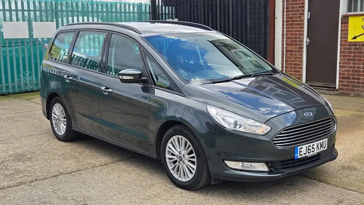 Used Ford Galaxy Zetec 150 HP (110 kW) 2015 Green MPV