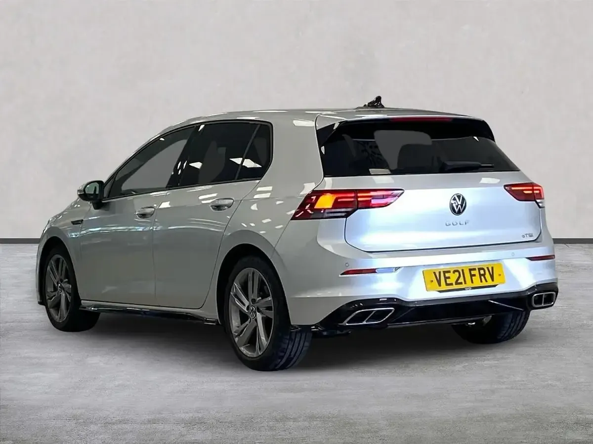 Used VW Golf VII R-line 150 HP (110 kW) 2021 Silver Hatchback