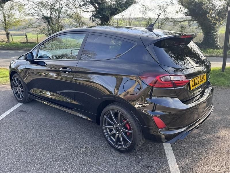 Usado Ford Fiesta ST 200 HP (147 kW) 2022 Preto Citadino