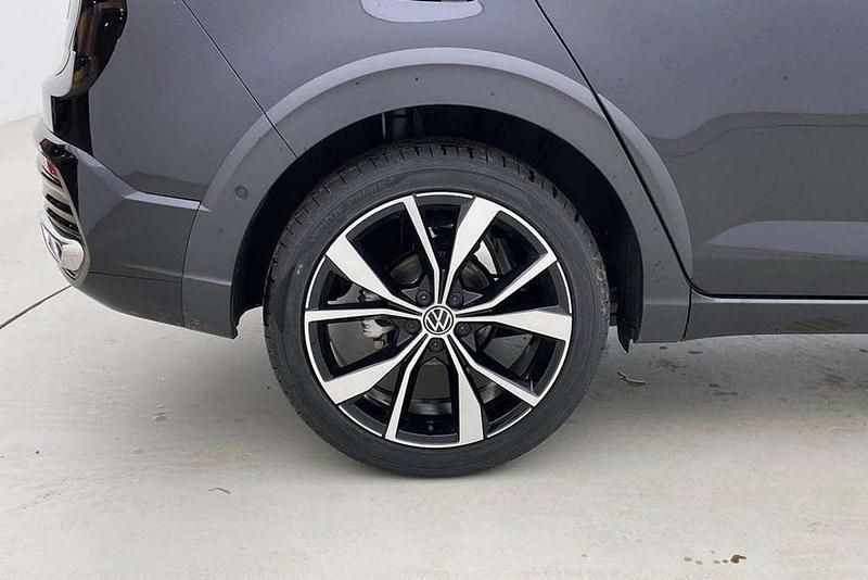 Used VW Taigo R-line 115 HP (84 kW) 2024 Black SUV